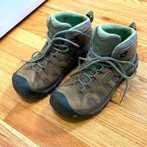 Keen hiking boots